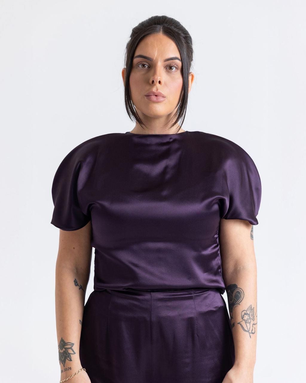 Majesty Arched Shirt  (deep purple)
